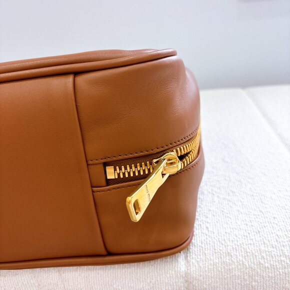 95% NEW MIUMIU BAG - Picture 8 of 14